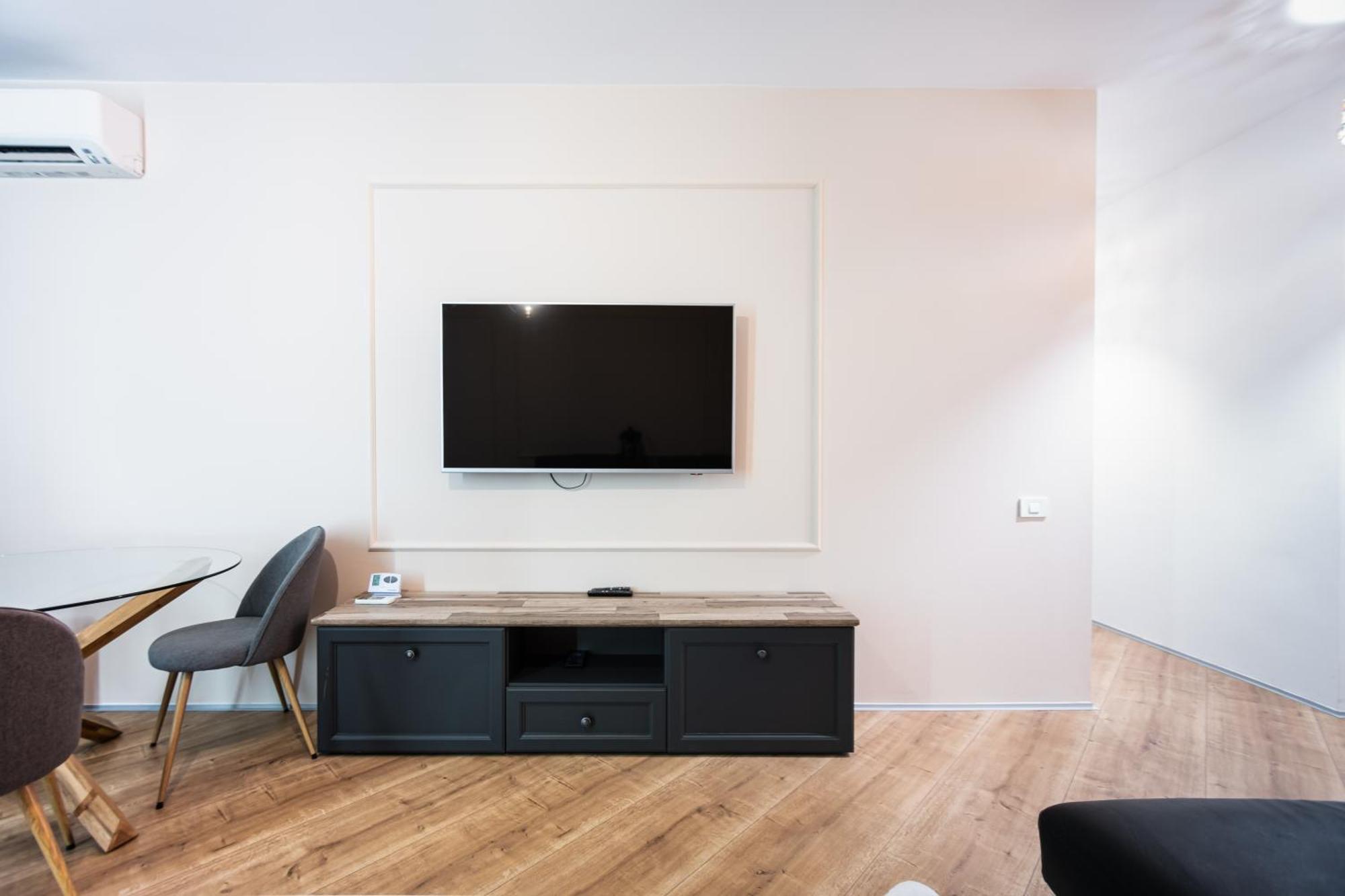 Luxury Pipera Apartment Voluntari Exterior photo